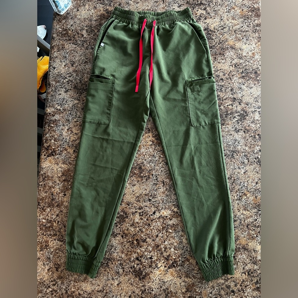 Medium tall Figs jogger